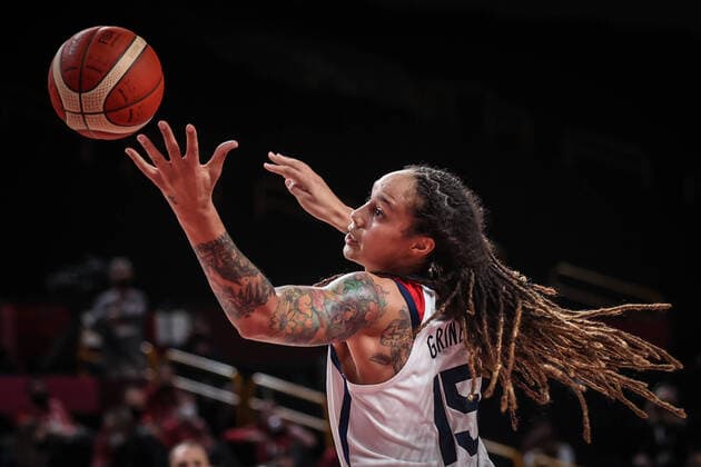 (210808) -- SAITAMA, Aug. 8, 2021 -- Brittney Griner of the United States competes during the women s basketball final between the United States and Japan at the Tokyo 2020 Olympic Games, Olympische Spiele, Olympia, OS in Saitama, Japan, Aug. 8, 2021. ) (TOKYO2020)JAPAN-SAITAMA-OLY-BASKETBALL-WOMEN S FINAL-USA VS JPN PanxYulong 