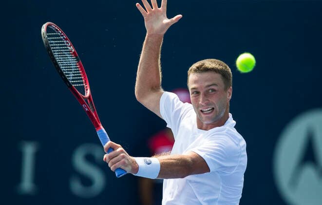 (210808) -- TORONTO, Aug. 8, 2021 -- Liam Broady of Britain returns the ball against Alexei Popyrin of Australia during the first round of men s qualifying singles match at the 2021 National Bank Open in Toronto, Canada, on Aug. 7, 2021. (Photo by Xinhua) (SP)CANADA-TORONTO-TENNIS-NATIONAL BANK OPEN-MEN S SINGLES-QUALIFYING ZouxZheng 