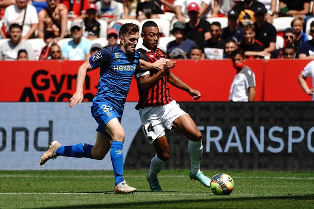 Dan Ndoye (OGC Nice) - Thomas Foket (Stade de Reims) FOOTBALL : OGC Nice vs Reims - Ligue 1 Uber Eats - Nice - 08 08 2021 NorbertScanella PanoramiC 