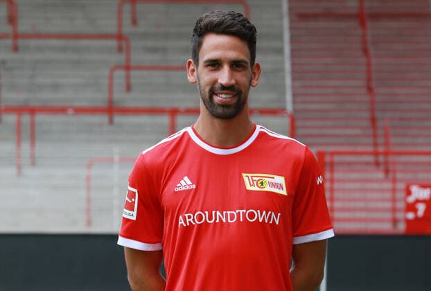 Rani Khedira Sport Football Soccer Bundesliga Men DFL Porträttermin Season 2021 2022 08 2021 1 FC Union Berlin FCU squad, introduction, presentation, press event, portrait portrait