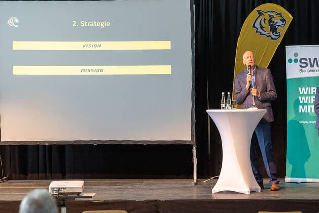 Thomas Veeser Strategy Tigers Tuebingen at the presentation of the strategy for the next years Tigers Tuebingen Strategy Presentation, Tuebingen, 10 08 2021 Tuebingen Copyright: xDennisxDuddek xEibnerxPressefotox EP_DDK