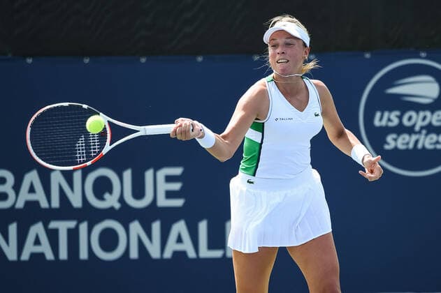 MONTREAL, QC - AUGUST 10: Jessica Pegula (USA) returns the ball during the first round WTA, Tennis Damen National Bank Open match on August 10, 2021 at IGA Stadium in Montreal, QC (Photo by David Kirouac Icon Sportswire) TENNIS: AUG 10 National Bank Open Icon210810025