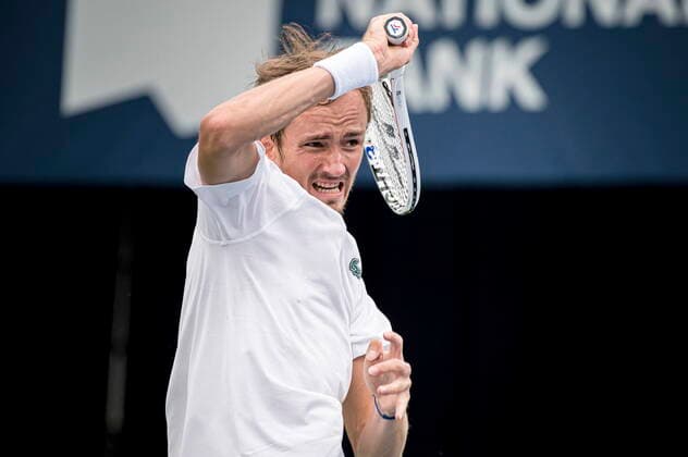 August 10, 2021, Toronto, on, Canada: Russia s Daniil Medvedev returns the ball during Men s National Bank Open tennis action against Kazakhstan s Alexander Bublik, in Toronto on Tuesday, Aug., 10, 2021. Canada News - August 10, 2021  - ZUMAc35_ 20210810_zaf_c35_101 Copyright: xChristopherxKatsarovx