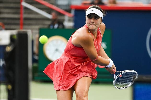 MONTREAL, QC - AUGUST 10: Bianca Andreescu (CAN) returns the ball during the second round WTA, Tennis Damen National Bank Open match on August 10, 2021 at IGA Stadium in Montreal, QC (Photo by David Kirouac Icon Sportswire) TENNIS: AUG 10 National Bank Open Icon210810107