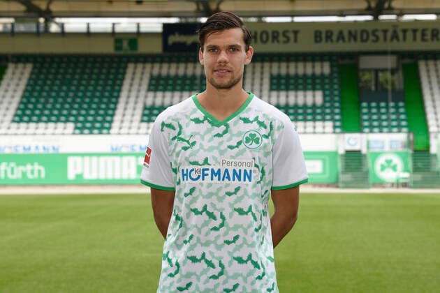 10 08 2021 SpVgg Greuther Fürth Kleeblatt Spielvereinigung 1 Football Bundesliga Season 2021 2022 photo appointment portrait appointment single photo portrait portrait head shot Justin Hoogma 5, SpVgg Greuther Fürth