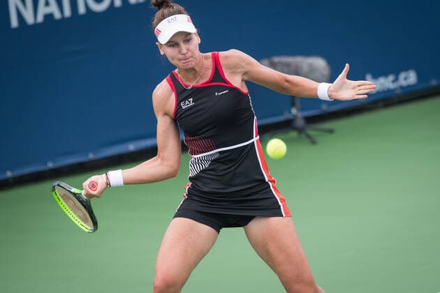 MONTREAL, QC - AUGUST 11: Veronica Kudermetova from Russia competes during the second round WTA, Tennis Damen National Bank Open match on August 11, 2021 at IGA Stadium in Montreal, QC (Photo by Vincent Ethier Icon Sportswire) TENNIS: AUG 11 National Bank Open Icon2108110347