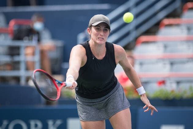 MONTREAL, QC - AUGUST 11: Rebecca Marino from Canada competes during the second round WTA, Tennis Damen National Bank Open match on August 11, 2021 at IGA Stadium in Montreal, QC (Photo by Vincent Ethier Icon Sportswire) TENNIS: AUG 11 National Bank Open Icon2108110774