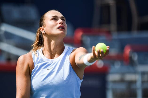 MONTREAL, QC - AUGUST 12: Aryna Sabalenka (BLR) serves the ball during the third round WTA, Tennis Damen National Bank Open match on August 12, 2021 at IGA Stadium in Montreal, QC (Photo by David Kirouac Icon Sportswire) TENNIS: AUG 12 National Bank Open Icon210812005