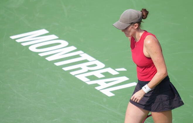 August 12, 2021, Montreal, PQ, Canada: Canada s Rebecca Marino paces the court during her match against Aryna Sabalenka of Belarus during round of sixteen play at the National Bank Open tennis tournament, Thursday, August 12, 2021 in Montreal. Rebecca Marino  - ZUMAc35_ 20210812_zaf_c35_004 Copyright: xPaulxChiassonx