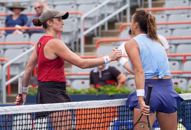 August 12, 2021, Montreal, PQ, Canada: Aryna Sabalenka, right, of Belarus shakes hands with Canada s Rebecca Marino following Sabalenka s victory during round of sixteen play at the National Bank Open tennis tournament Thursday August 12, 2021 in Montreal. Aryna Sabalenka Rebecca Marino  - ZUMAc35_ 20210812_zaf_c35_008 Copyright: xPaulxChiassonx