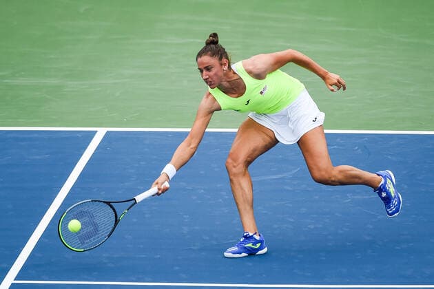 August 12, 2021: Sara Sorribes Tormo (ESP) returns the ball during the WTA, Tennis Damen National Bank Open third round match at IGA Stadium in Montreal, Quebec. CSM Montreal Canada - ZUMAc04_ 20210812_zaf_c04_009 Copyright: xDavidxKirouacx