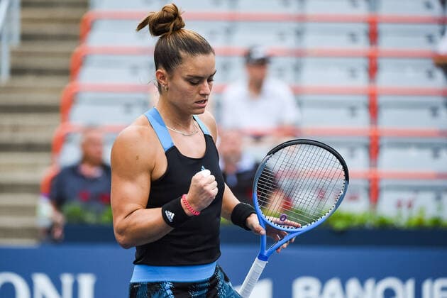 August 12, 2021: Maria Sakkari (GRE) shows pride after scoring a point during the WTA, Tennis Damen National Bank Open third round match at IGA Stadium in Montreal, Quebec. CSM Montreal Canada - ZUMAc04_ 20210812_zaf_c04_025 Copyright: xDavidxKirouacx