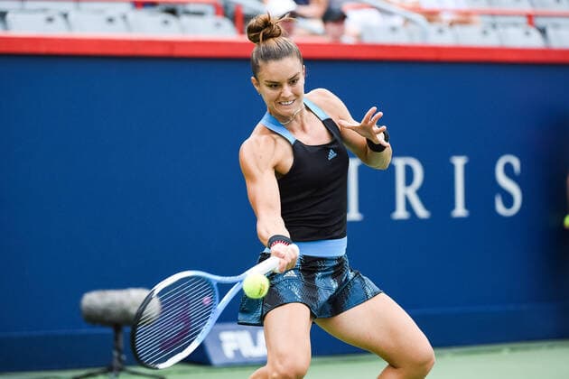 August 12, 2021: Maria Sakkari (GRE) returns the ball during the WTA, Tennis Damen National Bank Open third round match at IGA Stadium in Montreal, Quebec. CSM Montreal Canada - ZUMAc04_ 20210812_zaf_c04_026 Copyright: xDavidxKirouacx