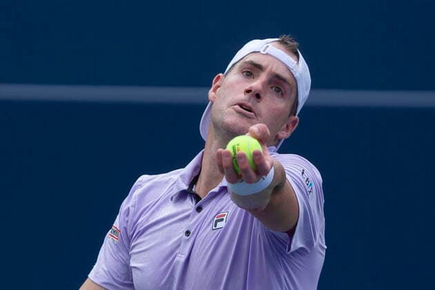 August 12, 2021, Toronto, on, Canada: John Isner of the USA lays up the ball for a serve during his 7-5 7-6 win over Russia s Andrey Rublev in Men s National Bank Open tennis action in Toronto, Thursday, Aug. 12, 2021 John Isner  - ZUMAc35_ 20210812_zaf_c35_056 Copyright: xChrisxYoungx
