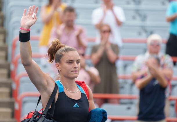 August 12, 2021, Montreal, PQ, Canada: Maria Sakkari of Greece waves to the crowd as she walks off the court after losing to Victoria Azarenka of Belarus during round of sixteen play at the National Bank Open tennis tournament Thursday August 12, 2021 in Montreal. Maria Sakkri  - ZUMAc35_ 20210812_zaf_c35_069 Copyright: xPaulxChiassonx