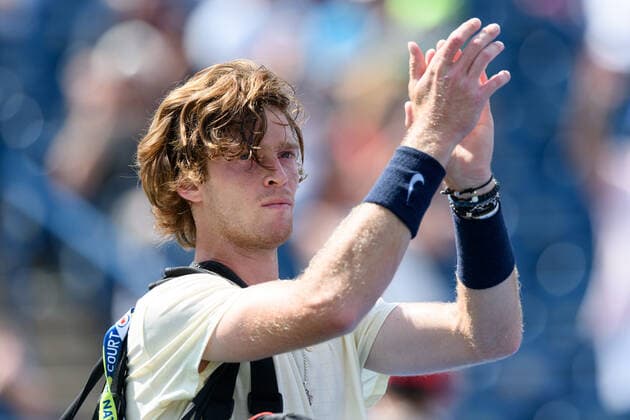 TORONTO, ON - AUGUST 12: Andrey Rublev (RUS) applauds the crowd after his National Bank Open tennis tournament third round game on August 12, 2021, at Aviva Centre in Toronto, ON, Canada. (Photo by Julian Avram Icon Sportswire) TENNIS: AUG 12 National Bank Open Icon2108120736