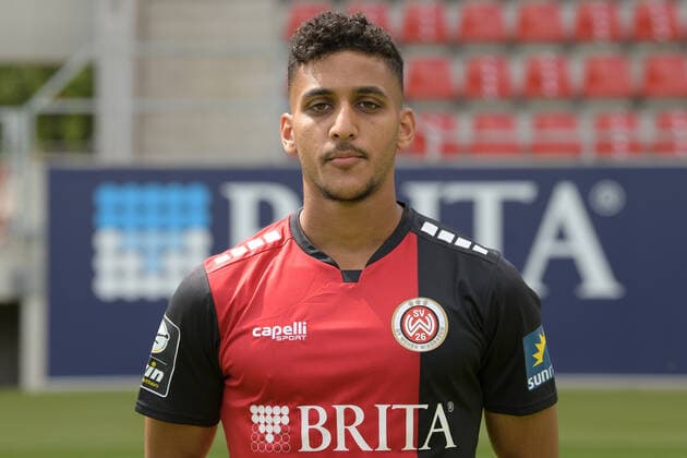 13 08 2021, xjhx, football 3 league, SV Wehen Wiesbaden, emspor, photo appointment portrait, team photo and portrait appointment 2021 2022, v l Amin Farouk Wiesbaden