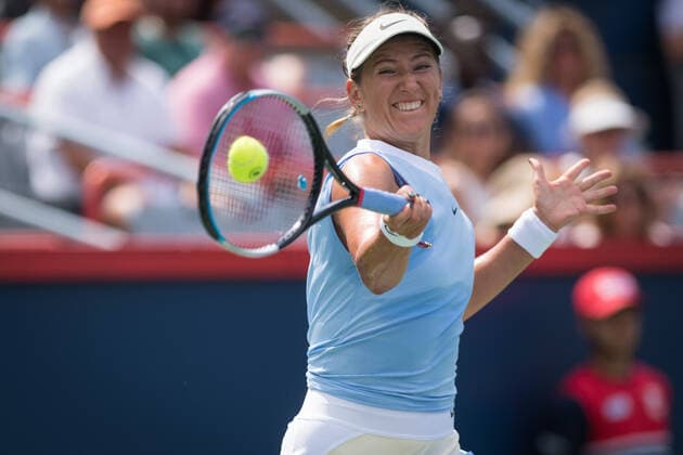 MONTREAL, QC - AUGUST 13: Victoria Azarenka from Belarus competes during the quarterfinals of the WTA, Tennis Damen National Bank Open match on August 13, 2021 at IGA Stadium in Montreal, QC(Photo by Vincent Ethier Icon Sportswire) TENNIS: AUG 13 National Bank Open Icon2108130375