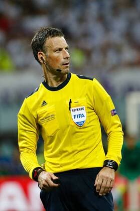 Mandatory Credit: Photo by BPI Shutterstock (5696793dw) Referee Mark Clattenburg during the UEFA Champions League final between Real Madrid and Atletico Madrid played at the Giuseppe Meazza Stadium, ( San Siro), Milan, Italy on May 28th 2016 UEFA Champions League 2015 16 Final Real Madrid v Atletico Madrid San Siro, Giuseppe Meazza, Milan, Italy - 28 May 2016 EDITORIAL USE ONLY No use with unauthorised audio, video, data, fixture lists, club league logos or live services. Online in-match use limited to 75 images, no video emulation. No use in betting, games or single club league player publications. UEFA Champions League 2015 16 Final Real Madrid v Atletico Madrid San Siro, Giuseppe Meazza, Milan, Italy - 28 May 2016 EDITORIAL USE ONLY No use with unauthorised audio, video, data, fixture lists, club league logos or live services. Online in-match use limited to 75 images, no video emulation. No use in betting, games or single club league player publications. Copyright: xBPI Shutterstockx 5696793dw