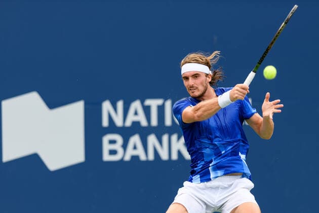 TORONTO, ON - AUGUST 13: Stefanos Tsitsipas (GRE) returns the ball during his National Bank Open tennis tournament quarterfinals game on August 13, 2021, at Aviva Centre in Toronto, ON, Canada. (Photo by Julian Avram Icon Sportswire) TENNIS: AUG 13 National Bank Open Icon2108122264