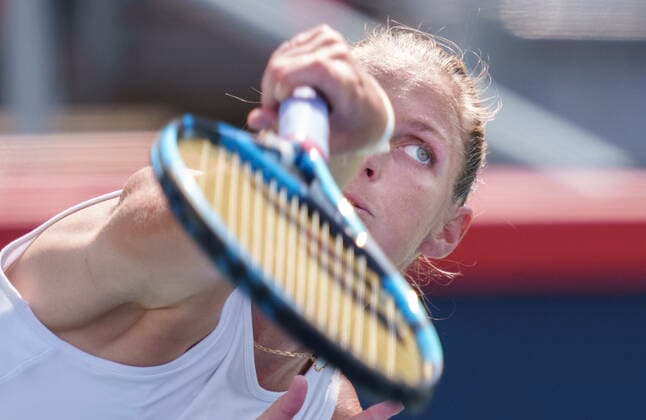 August 13, 2021, Montreal, PQ, Canada: Karolina Pliskova, of the Czech Republic, serves to Sara Sorribes Tormo, of Spain, during quarter-final National Bank Open women s tennis tournament action, in Montreal, Friday, Aug. 13, 2021. Karolina Pliskova  - ZUMAc35_ 20210813_zaf_c35_070 Copyright: xPaulxChiassonx