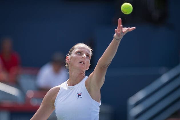 MONTREAL, QC - AUGUST 13: Karolina Pliskova from Czech Republic competes during the quarterfinals of the WTA, Tennis Damen National Bank Open match on August 13, 2021 at IGA Stadium in Montreal, QC(Photo by Vincent Ethier Icon Sportswire) TENNIS: AUG 13 National Bank Open Icon2108131001