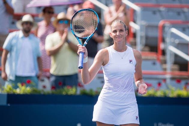 MONTREAL, QC - AUGUST 13: Karolina Pliskova from Czech Republic waives to the crowd after winning her match in the quarterfinals of the WTA, Tennis Damen National Bank Open match on August 13, 2021 at IGA Stadium in Montreal, QC(Photo by Vincent Ethier Icon Sportswire) TENNIS: AUG 13 National Bank Open Icon2108131133