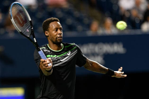 TORONTO, ON - AUGUST 13: Gael Monfils (FRA) returns the ball during his National Bank Open tennis tournament quarterfinals match on August 13, 2021, at Aviva Centre in Toronto, ON, Canada. (Photo by Julian Avram Icon Sportswire) TENNIS: AUG 13 National Bank Open Icon2108130816