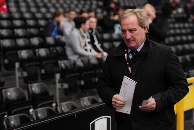 Fußball, Trainerhistorie Brentford FC von 1903 bis heute Mandatory Credit: Photo by Joe Toth BPI Shutterstock (4610313be) England Assistant Manager Ray Lewington Sky Bet Championship 2014 15 Fulham v Brentford Craven Cottage, Stevenage Rd, London, United Kingdom - 3 Apr 2015 EDITORIAL USE ONLY No use with unauthorised audio, video, data, fixture lists (outside the EU), club league logos or live services. Online in-match use limited to 45 images (+15 in extra time). No use to emulate moving images. No use in betting, games or single club league player publications services. Sky Bet Championship 2014 15 Fulham v Brentford Craven Cottage, Stevenage Rd, London, United Kingdom - 3 Apr 2015 EDITORIAL USE ONLY No use with unauthorised audio, video, data, fixture lists (outside the EU), club league logos or live services. Online in-match use limited to 45 images (+15 in extra time). No use to emulate moving images. No use in betting, games or Copyright: xJoexToth BPI Shutterstockx 4610313be