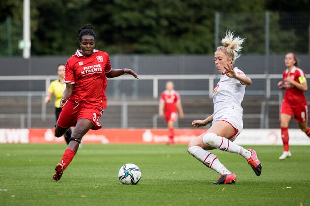 Test match, 1 FC Koeln Frauen FC Twente Vrouwen 13 08 2021 Danique Ypema 3, FC Twente Vrouwen , Sharon Beck 10, 1 FC Koeln Test match, 1 FC Koeln Frauen FC Twente Vrouwen, Franz Kremer Stadion DFL REGULATIONS PROHIBIT ANY USE OF PHOTOGRAPHS AS IMAGE SEQUENCES AND OR QUASI VIDEO Copyright: xBEAUTIFULxSPORTS Wunderlx