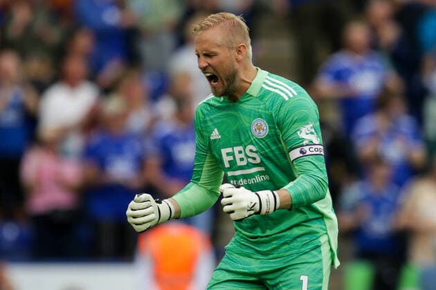 Mandatory Credit: Photo by Robbie Stephenson JMP Shutterstock (12288141d) Kasper Schmeichel of Leicester City celebrates Jamie Vardy of Leicester City scoring a goal to make it 1-0 Leicester City v Wolverhampton Wanderers, UK - 14 Aug 2021 EDITORIAL USE ONLY No use with unauthorised audio, video, data, fixture lists (outside the EU), club league logos or live services. Online in-match use limited to 45 images (+15 in extra time). No use to emulate moving images. No use in betting, games or single club league player publications services. Leicester City v Wolverhampton Wanderers, UK - 14 Aug 2021 EDITORIAL USE ONLY No use with unauthorised audio, video, data, fixture lists (outside the EU), club league logos or live services. Online in-match use limited to 45 images (+15 in extra time). No use to emulate moving images. No use in betting, games or Copyright: xRobbiexStephenson JMP Shutterstockx 12288141d