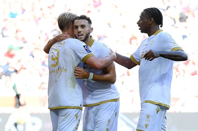 JOIE - FAIR PLAY - 11 AMINE GOUIRI (OGCN) - 08 CRISTIAN PABLO PAULINO ROSARIO (OGCN) FOOTBALL : Lille vs Nice - Ligue 1 Uber Eats - 14 08 2021 FEP Panoramic 