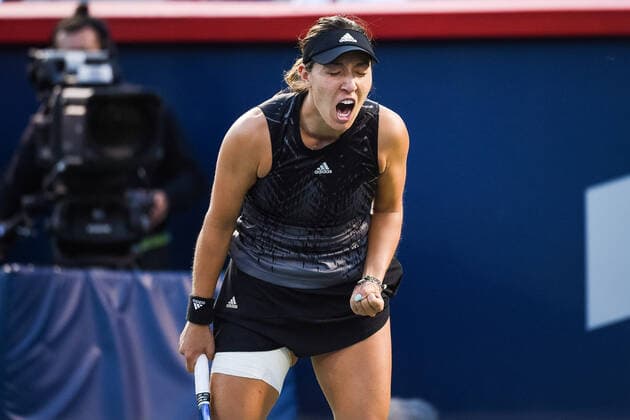 August 14, 2021: Jessica Pegula (USA) shows pride after scoring a point during the WTA, Tennis Damen National Bank Open semifinal match at IGA Stadium in Montreal, Quebec. CSM Montreal Canada - ZUMAc04_ 20210814_zaf_c04_059 Copyright: xDavidxKirouacx