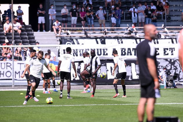 ECHAUFFEMENT - EQUIPE DE FOOTBALL D ANGERS SCO FOOTBALL : Angers vs Lyon - Ligue 1 Uber Eats - 15 08 2021 FEP Panoramic 