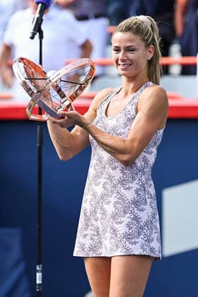 August 15, 2021: Camila Giorgi (ITA) holds the winner s trophy during the WTA, Tennis Damen National Bank Open final match at IGA Stadium in Montreal, Quebec. CSM Montreal Canada - ZUMAc04_ 20210815_zaf_c04_008 Copyright: xDavidxKirouacx