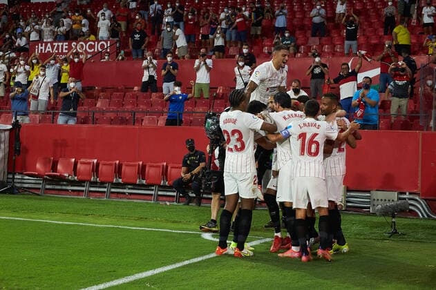 August 15, 2021, SEVILLA, SEVILLA, SPAIN: Youssef En-Nesyri of Sevilla celebrates a goal with his teammates during the spanish league, La Liga Santander, football match played between Sevilla FC and Rayo Vallecano at Ramon Sanchez-Pizjuan stadium on August 15, 2021, in Sevilla, Spain. SEVILLA SPAIN - ZUMAa181 20210815_zaa_a181_028 Copyright: xJoaquinxCorcherox