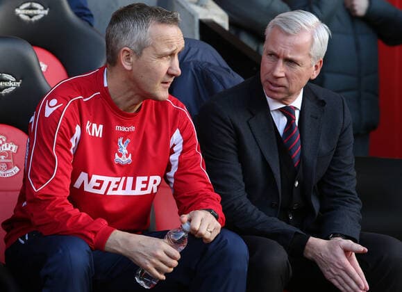 Fußball, Trainerhistorie Crystal Palace von 1905 bis heute Mandatory Credit: Photo by James Marsh BPI Shutterstock (4381386bp) Crystal Palace Assistant Keith Millen and Manager Alan Pardew. The FA Cup 2014 15 Fourth Round Southampton v Crystal Palace Saint Mary s Stadium, Britannia Road, Southampton, United Kingdom - 24 Jan 2015 EDITORIAL USE ONLY No use with unauthorised audio, video, data, fixture lists (outside the EU), club league logos or live services. Online in-match use limited to 45 images (+15 in extra time). No use to emulate moving images. No use in betting, games or single club league player publications services. The FA Cup 2014 15 Fourth Round Southampton v Crystal Palace Saint Mary s Stadium, Britannia Road, Southampton, United Kingdom - 24 Jan 2015 EDITORIAL USE ONLY No use with unauthorised audio, video, data, fixture lists (outside the EU), club league logos or live services. Online in-match use limited to 45 images (+15 in extra time). No use to emulate moving images. No use in betting, games or  Copyright: xJamesxMarsh BPI Shutterstockx 4381386bp