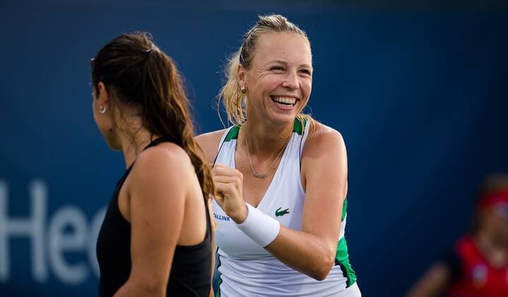 Mandatory Credit: Photo by Rob Prange Shutterstock (12294756dk) Anett Kontaveit of Estonia & Daria Kasatkina of Russia playing doubles at the 2021 Western & Southern Open WTA, Tennis Damen 1000 tennis tournament Western & Southern Open Day Three, Tennis, Cincinnati, USA, 16 Aug 2021 Western & Southern Open Day Three, Tennis, Cincinnati, USA, 16 Aug 2021  Copyright: xRobxPrange Shutterstockx 12294756dk