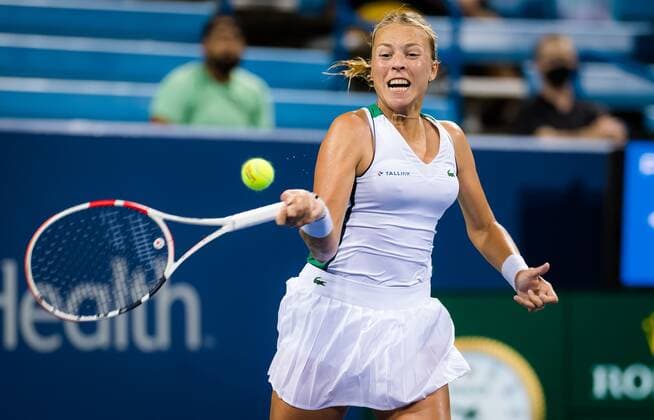 Mandatory Credit: Photo by Rob Prange Shutterstock (12311710be) Anett Kontaveit of Estonia in action during the first round of the 2021 Western & Southern Open WTA, Tennis Damen 1000 tennis tournament Western & Southern Open Day Four, Tennis, Cincinnati, USA, 17 Aug 2021 Western & Southern Open Day Four, Tennis, Cincinnati, USA, 17 Aug 2021  Copyright: xRobxPrange Shutterstockx 12311710be