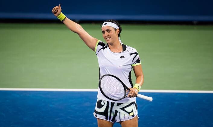 Mandatory Credit: Photo by Rob Prange Shutterstock (12311710ds) Ons Jabeur of Tunisia in action during the first round of the 2021 Western & Southern Open WTA, Tennis Damen 1000 tennis tournament Western & Southern Open Day Four, Tennis, Cincinnati, USA, 17 Aug 2021 Western & Southern Open Day Four, Tennis, Cincinnati, USA, 17 Aug 2021  Copyright: xRobxPrange Shutterstockx 12311710ds