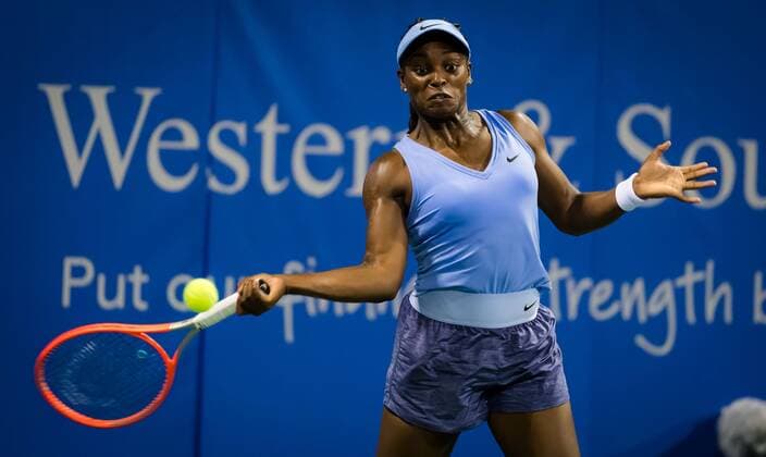 Mandatory Credit: Photo by Rob Prange Shutterstock (12311710dl) Sloane Stephens of the United States in action during the first round of the 2021 Western & Southern Open WTA, Tennis Damen 1000 tennis tournament Western & Southern Open Day Four, Tennis, Cincinnati, USA, 17 Aug 2021 Western & Southern Open Day Four, Tennis, Cincinnati, USA, 17 Aug 2021  Copyright: xRobxPrange Shutterstockx 12311710dl