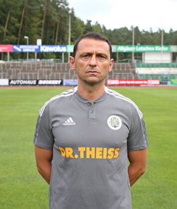 17 08 2021, xklex, Fussball Regionalliga Suedwest, FC Homburg Fototermin 2021 22 Porträttermin 2021 2022, emspor, v l Co Trainer Joti Stamatopoulos DFL DFB REGULATIONS PROHIBIT ANY USE OF PHOTOGRAPHS as IMAGE SEQUENCES and or QUASI VIDEO Homburg