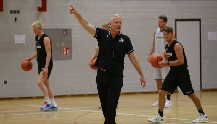 Ludwigsburg , Basketball Start of training MHP Riesen Ludwigsburg , Coach John Patrick