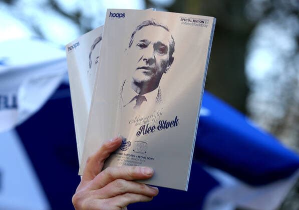 Fußball, Trainerhistorie FC Fulham von 1904 bis heute Mandatory Credit: Photo by Kieran Mcmanus BPI Shutterstock (3652490g) Special edition match programmes celebrating the life of Alec Stock are sold outside kick off Sky Bet Championship 2013 14, QPR v Yeovil Town, Loftus Road, London, Britain - 15 Mar 2014 EDITORIAL USE ONLY No use with unauthorised audio, video, data, fixture lists (outside the EU), club league logos or live services. Online in-match use limited to 45 images (+15 in extra time). No use to emulate moving images. No use in betting, games or single club league player publications services. Sky Bet Championship 2013 14, QPR v Yeovil Town, Loftus Road, London, Britain - 15 Mar 2014 EDITORIAL USE ONLY No use with unauthorised audio, video, data, fixture lists (outside the EU), club league logos or live services. Online in-match use limited to 45 images (+15 in extra time). No use to emulate moving images. No use in betting, games or Copyright: xKieranxMcmanus BPI Shutterstockx 3652490g