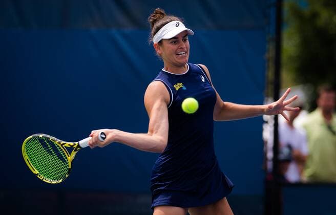 Mandatory Credit: Photo by Rob Prange Shutterstock (12324290gk) Jennifer Brady of the United States in action during the second round at the 2021 Western & Southern Open WTA, Tennis Damen 1000 tennis tournament Western & Southern Open Day Five, Tennis, Cincinnati, USA, 18 Aug 2021 Western & Southern Open Day Five, Tennis, Cincinnati, USA, 18 Aug 2021  Copyright: xRobxPrange Shutterstockx 12324290gk