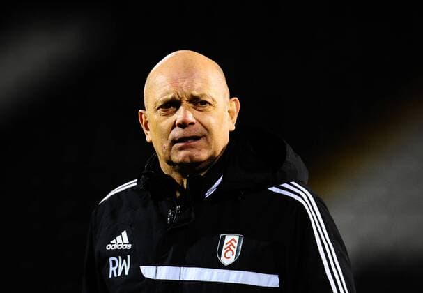 Fußball, Trainerhistorie FC Fulham von 1904 bis heute Mandatory Credit: Photo by Javier Garcia BPI Shutterstock (3562591cv) Fulham Assistant Head coach Ray Wilkins Barclays Premier League 2013 14, Fulham v Liverpool, Craven Cottage, London, Britain - 12 Feb 2014 EDITORIAL USE ONLY No use with unauthorised audio, video, data, fixture lists (outside the EU), club league logos or live services. Online in-match use limited to 45 images (+15 in extra time). No use to emulate moving images. No use in betting, games or single club league player publications services. Barclays Premier League 2013 14, Fulham v Liverpool, Craven Cottage, London, Britain - 12 Feb 2014 EDITORIAL USE ONLY No use with unauthorised audio, video, data, fixture lists (outside the EU), club league logos or live services. Online in-match use limited to 45 images (+15 in extra time). No use to emulate moving images. No use in betting, games or  Copyright: xJavierxGarcia BPI Shutterstockx 3562591cv