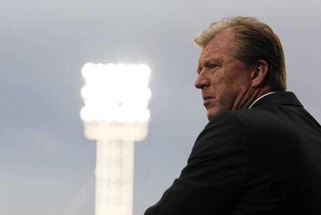 Mandatory Credit: Photo by Back Page Images Shutterstock (1420788h) Nottingham Forest manager Steve McClaren Doncaster Rovers v Nottingham Forest, Football League Championship, Keepmoat Stadium, Doncaster, Britain - 16 Aug 2011 EDITORIAL USE ONLY No use with unauthorised audio, video, data, fixture lists (outside the EU), club league logos or live services. Online in-match use limited to 45 images (+15 in extra time). No use to emulate moving images. No use in betting, games or single club league player publications services. Doncaster Rovers v Nottingham Forest, Football League Championship, Keepmoat Stadium, Doncaster, Britain - 16 Aug 2011 EDITORIAL USE ONLY No use with unauthorised audio, video, data, fixture lists (outside the EU), club league logos or live services. Online in-match use limited to 45 images (+15 in extra time). No use to emulate moving images. No use in betting, games or  Copyright: xBackxPagexImages Shutterstockx 1420788h