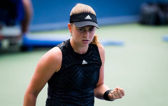 Mandatory Credit: Photo by Rob Prange Shutterstock (12324303x) Jelena Ostapenko of Latvia in action during the third round at the 2021 Western & Southern Open WTA, Tennis Damen 1000 tennis tournament Western & Southern Open Day Six, Tennis, Cincinnati, USA, 19 Aug 2021 Western & Southern Open Day Six, Tennis, Cincinnati, USA, 19 Aug 2021  Copyright: xRobxPrange Shutterstockx 12324303x