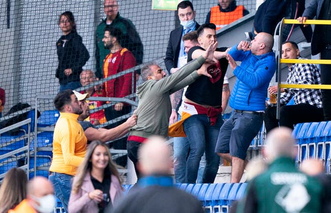 Fight shortly before the start of the Europa League qualifier between Randers FC and Galatasaray at Cepheus Park in Randers, Thursday 19 August 2021, Randers Jylland Denmark  Copyright: HenningxBagger HenningxBaggerx COP101 spdk20210819-200049-L
