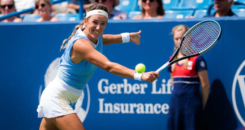 August 19, 2021, CINCINNATI, UNITED STATES: Victoria Azarenka of Belarus in action during the third round at the 2021 Western & Southern Open WTA, Tennis Damen 1000 tennis tournament against Ashleigh Barty of Australia CINCINNATI UNITED STATES - ZUMAa181 20210819_zaa_a181_047 Copyright: xRobxPrangex